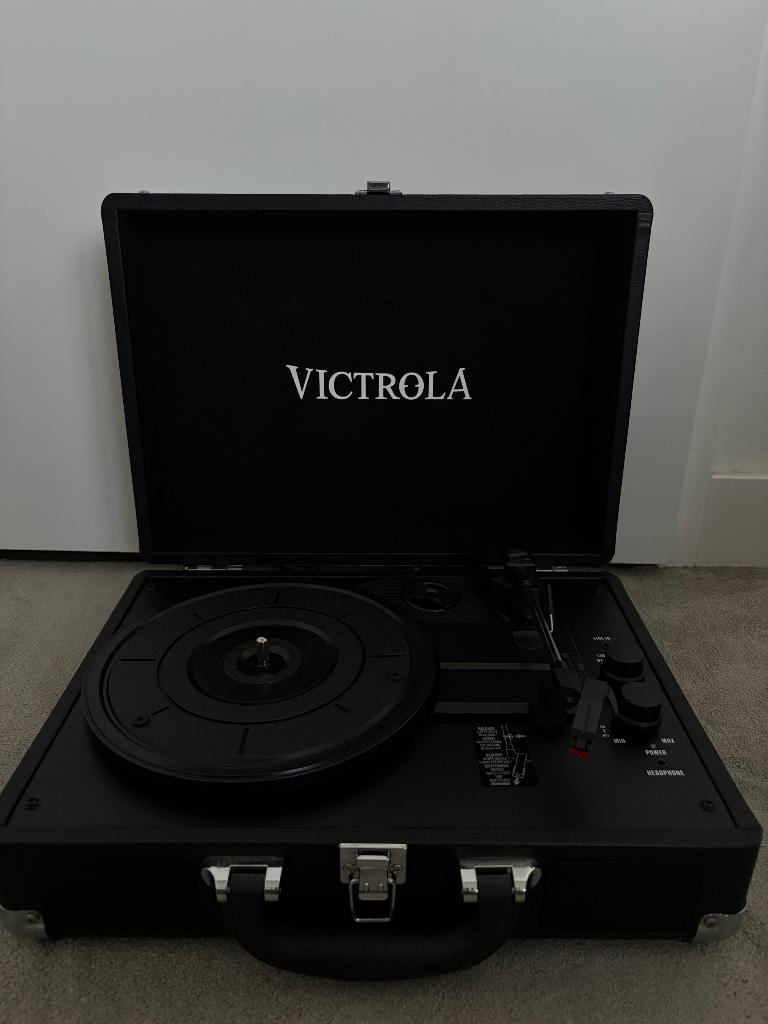 Victrola Koffer Platenspeler – Nieuwstaat, Ophalen of Verzenden, Zo goed als nieuw, Platenspeler, Overige merken