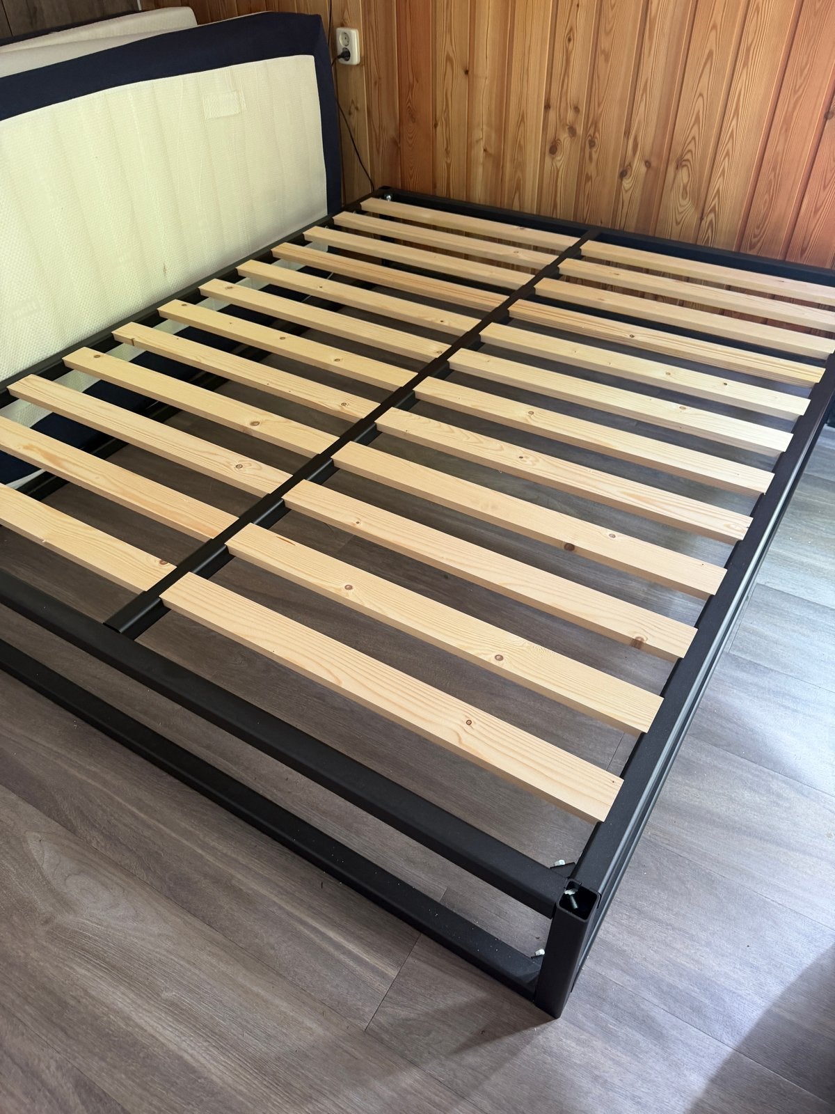 Matt sleeps Loft frame 160x 200 cm Tweepersoonsbed frame, Huis en Inrichting, Slaapkamer | Bedden, Ophalen, Gebruikt, Zwart, Tweepersoons