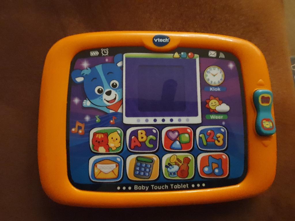 V- Tech baby touch tablet., Ophalen of Verzenden, Zo goed als nieuw, 6 maanden tot 2 jaar