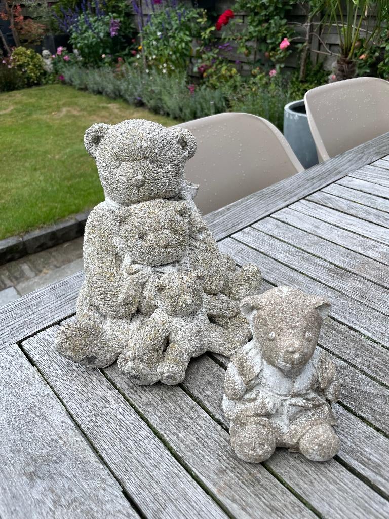 2 stenen berenbeelden tuindecoratie, Tuin en Terras, Ophalen of Verzenden, Gebruikt, Steen, Dierenbeeld