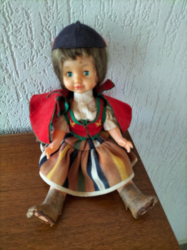Folklore/Klederdrachtpop Portugal, Ophalen, Gebruikt