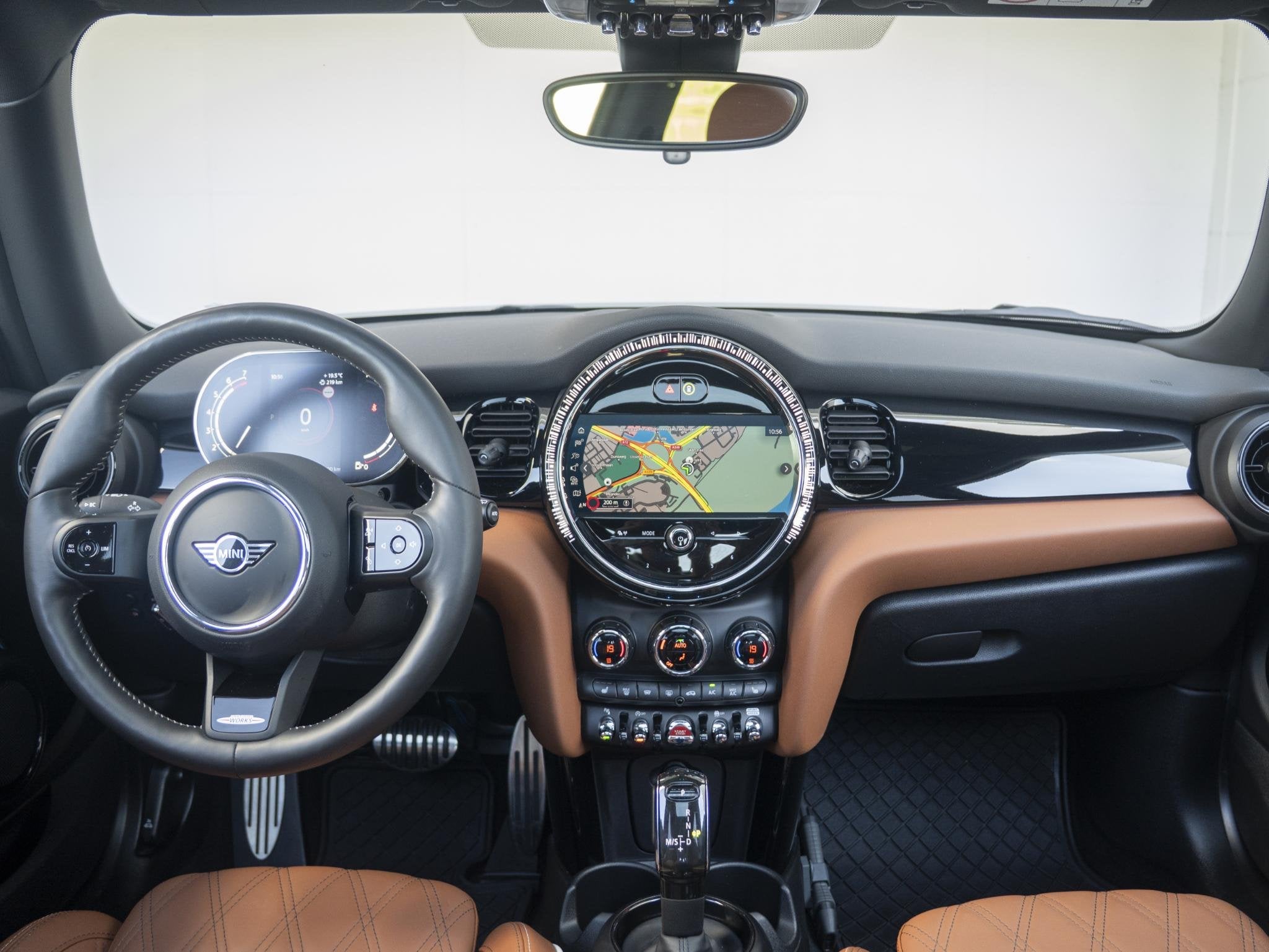 MINI 3-Deurs Cooper Aut. | JCW-pakket | Stuur & Stoelverwarm, 136 pk, Gebruikt, Euro 6, Met garantie (alle)