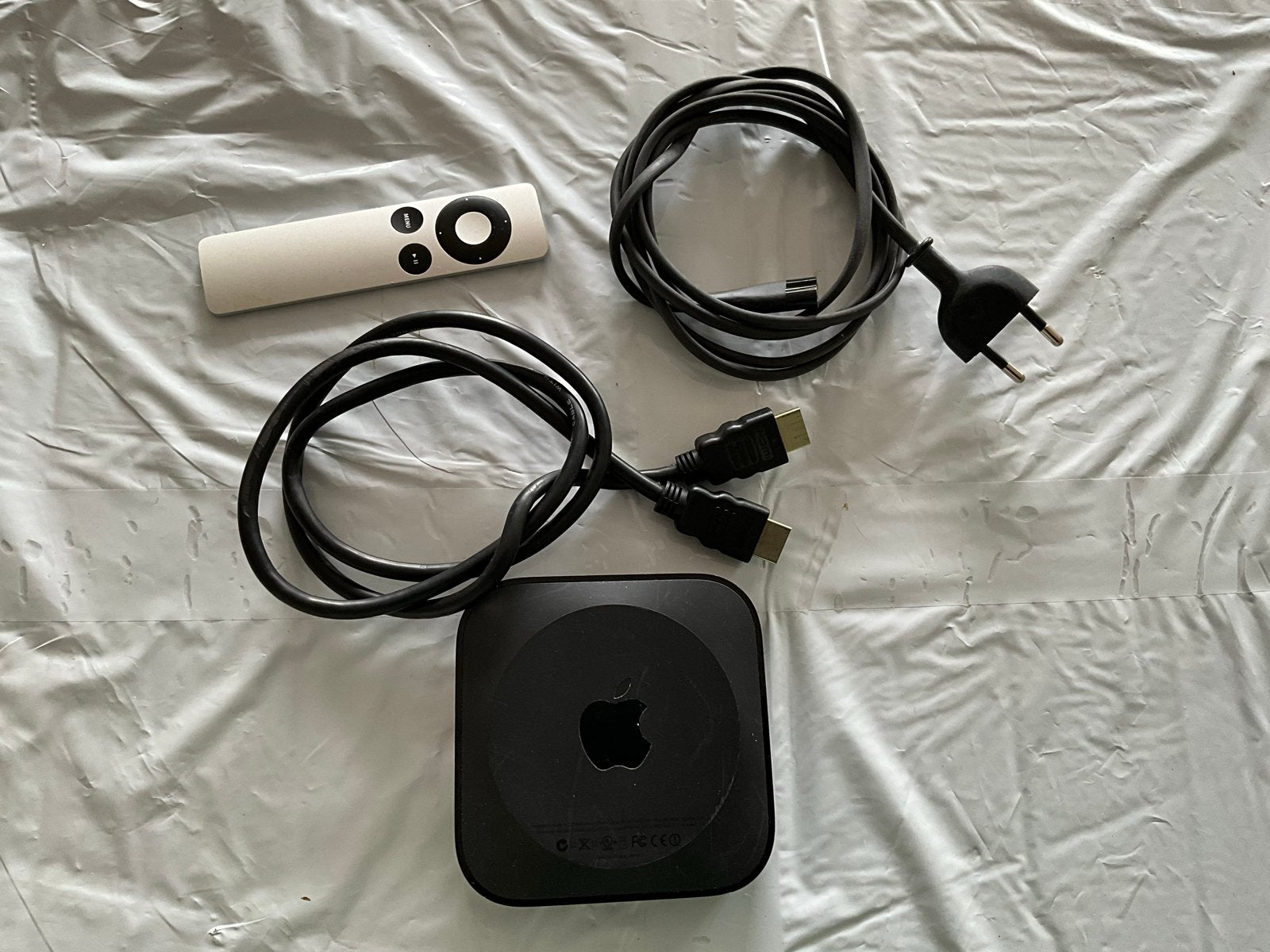 Apple TV met afstandsbediening en kabels, Audio, Tv en Foto, Mediaspelers, Ophalen, Gebruikt, HDMI, Zonder harde schijf