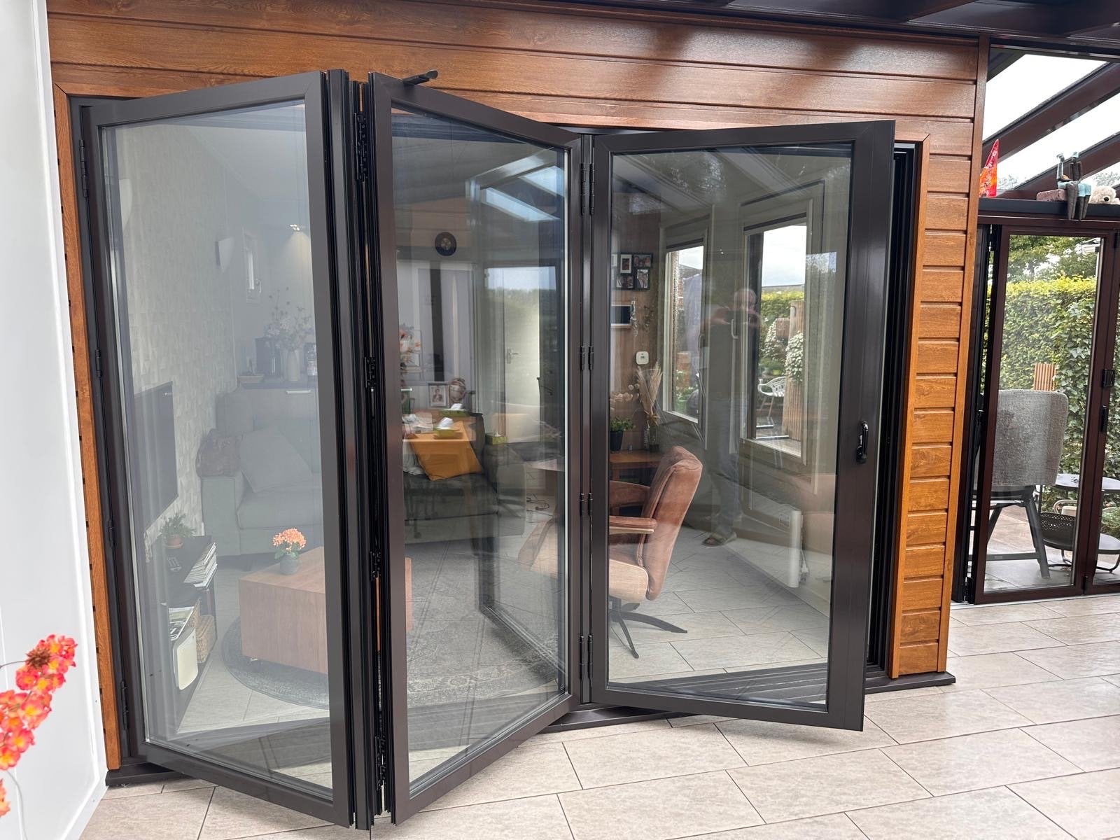 Solarlux Vouwwand - Geïsoleerd, Donkerbruin, Veiligheidsglas, Overige typen, Ophalen of Verzenden, Vouwdeur, 120 cm of meer