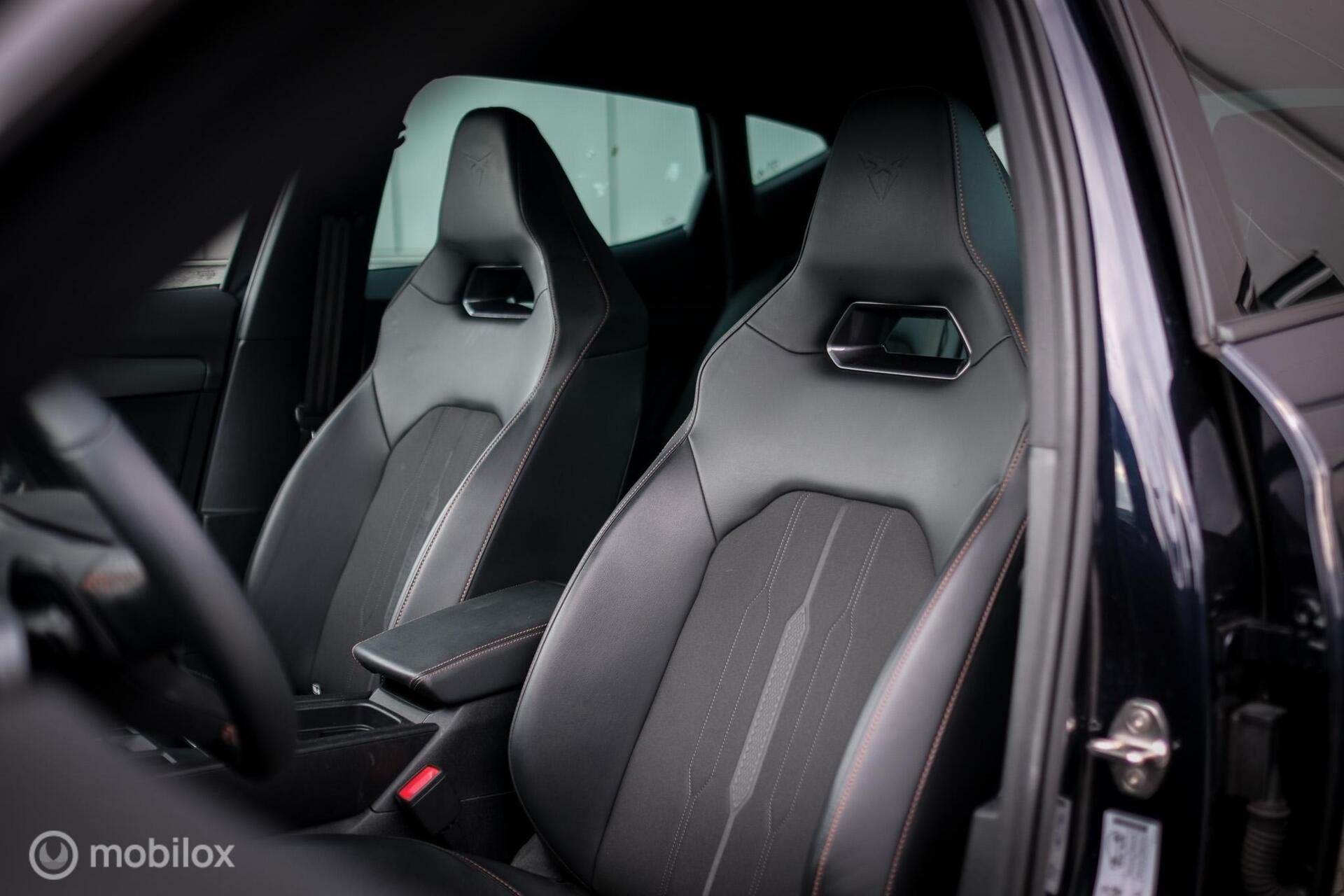 CUPRA Formentor 1.4 e-Hybrid VZ Performance | Kuipstoelen |, Gebruikt, 4 cilinders, Formentor, Blauw