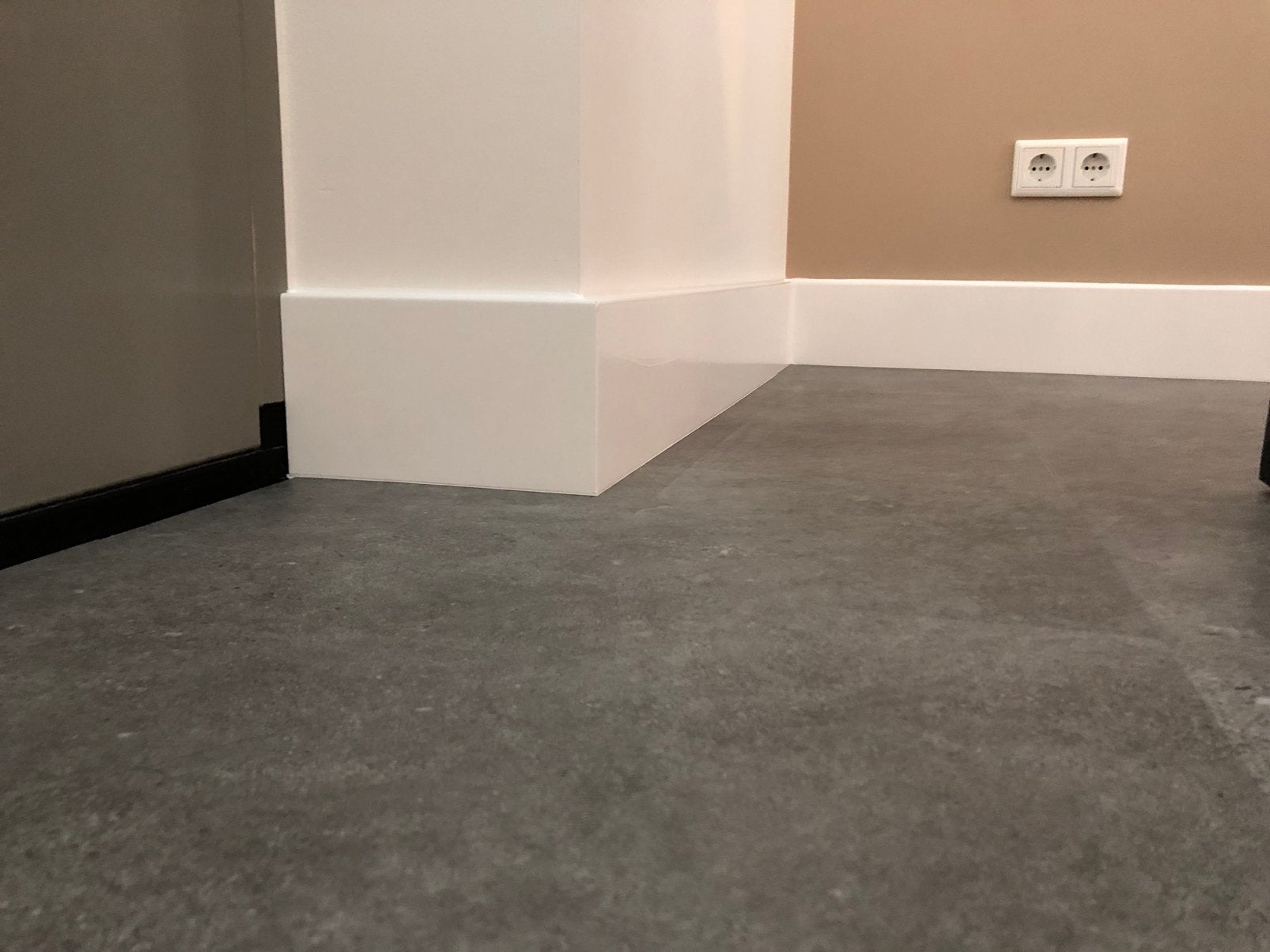 Plinten naadloos gemonteerd, Garantie, Timmerwerk of Zaagwerk