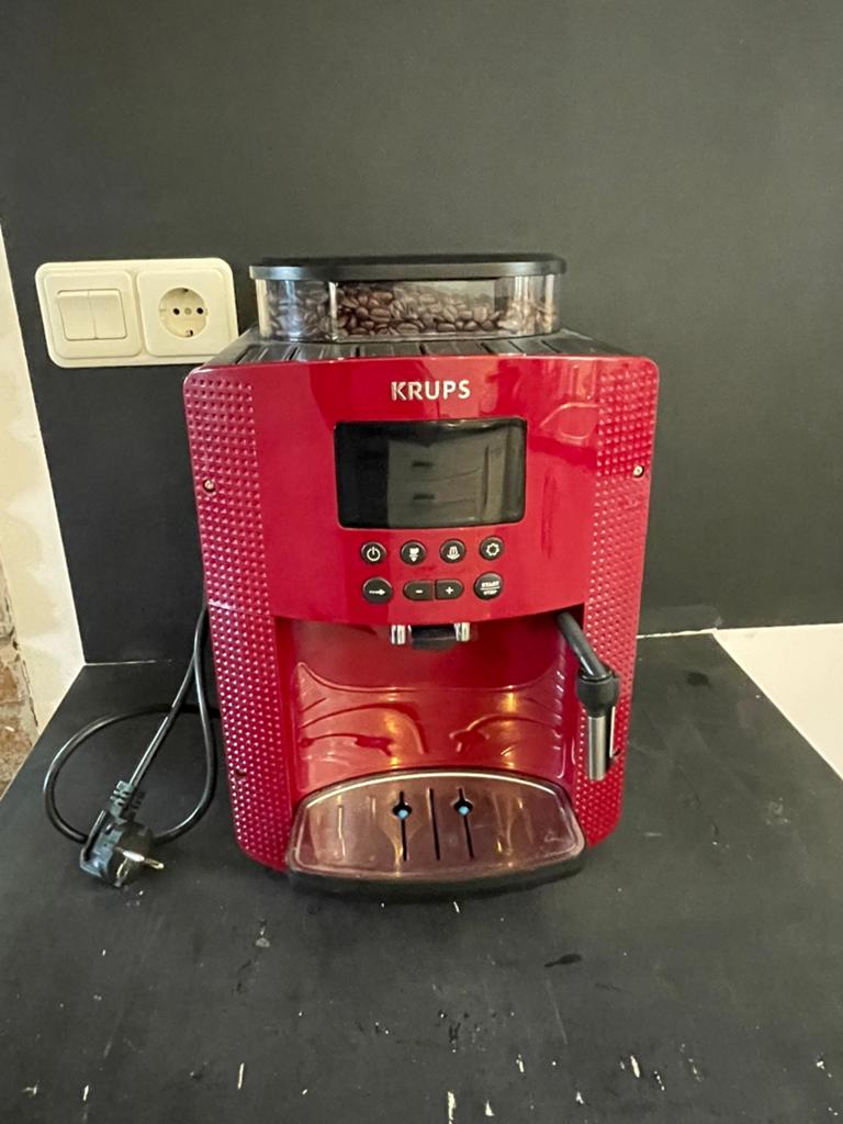 Krups Volautomatische espressomachine geïntegreerde molen, Ophalen of Verzenden, Zo goed als nieuw, Espresso apparaat