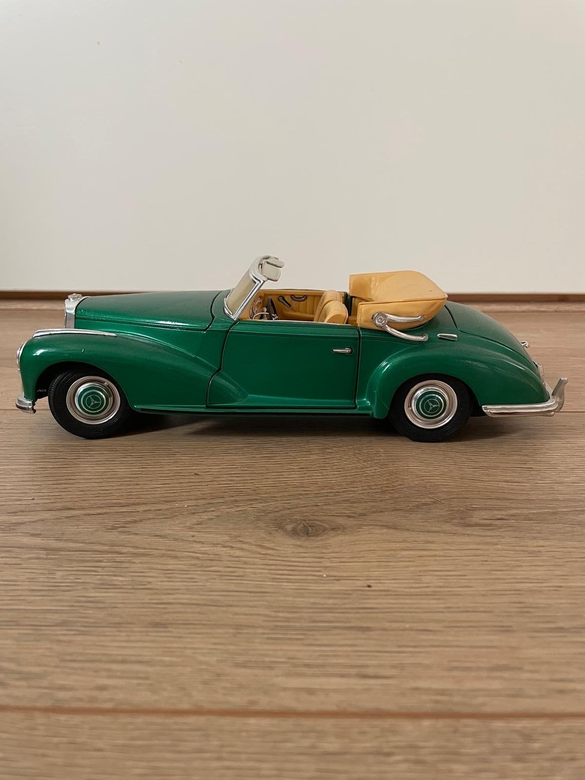 Mercedes Benz 300S 1955 Schaalmodel 1:18 Maisto, Ophalen of Verzenden, Zo goed als nieuw, Auto, Maisto