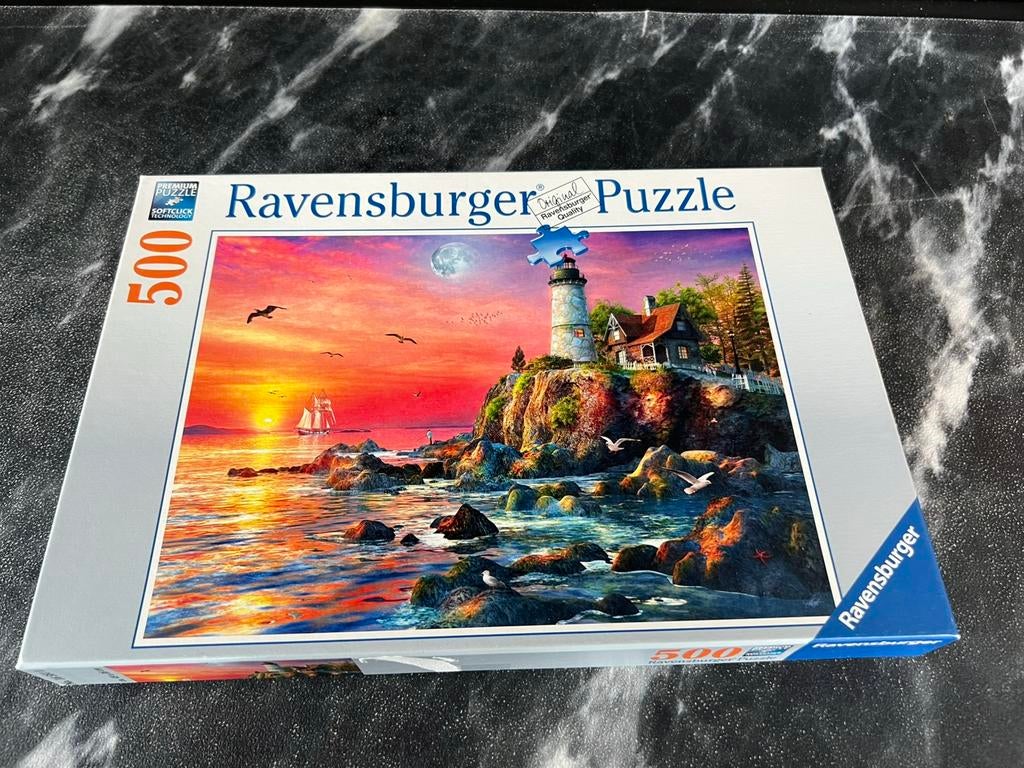 Ravensburger puzzel 500 stukjes vuurtoren bij zonsondergang, Ophalen of Verzenden, 500 t/m 1500 stukjes, Zo goed als nieuw