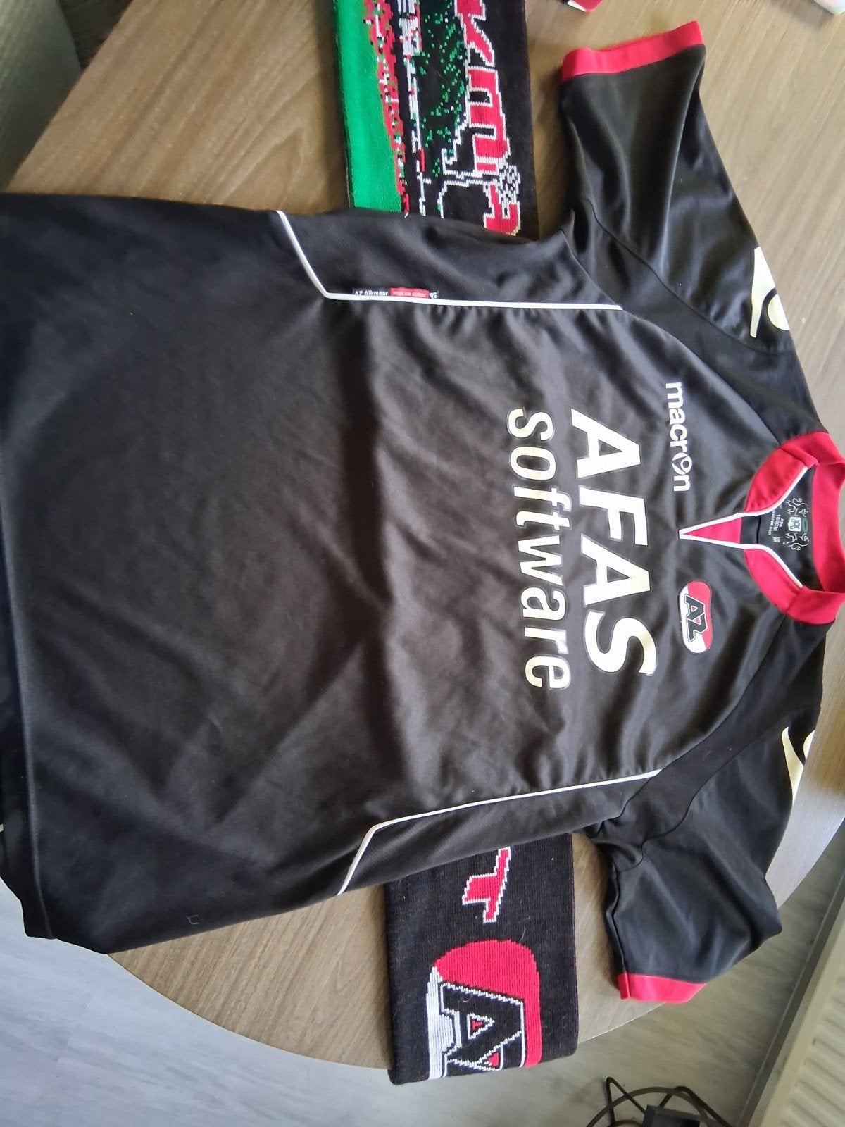 AZ Alkmaar fanpakket: shirt, sjaal en busje, Maat 48/50 (M), Zwart, Ophalen of Verzenden, Voetbal