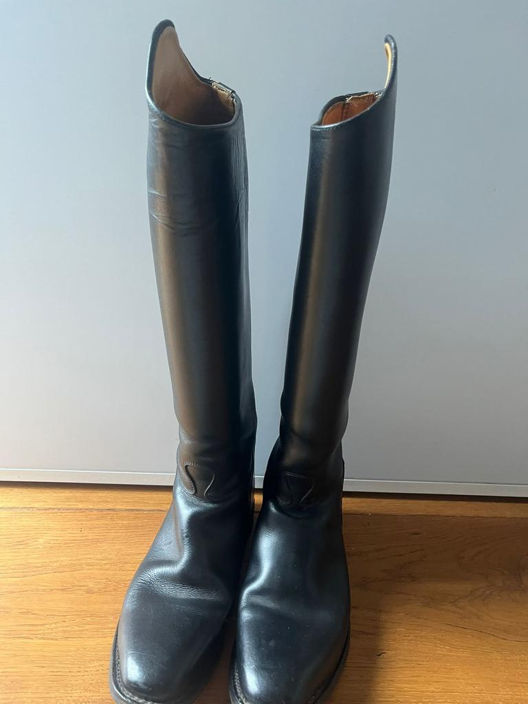 Nette zwarte leren rijlaarzen van Derby., Dieren en Toebehoren, Paardrijkleding, Dressuur, Ophalen of Verzenden, Zo goed als nieuw