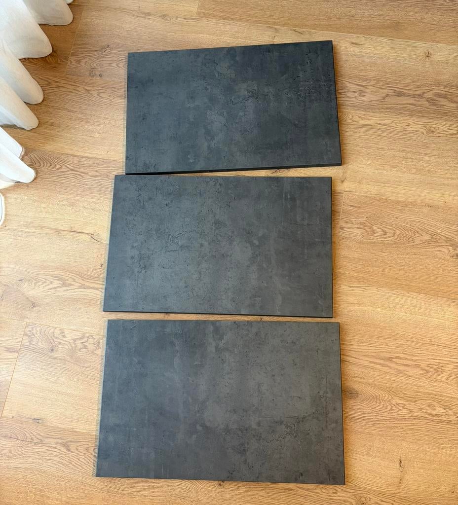 Kallviken deuren 60x38 - donkergrijs betonpatroon, Ophalen, 50 tot 100 cm, Zo goed als nieuw, Minder dan 25 cm