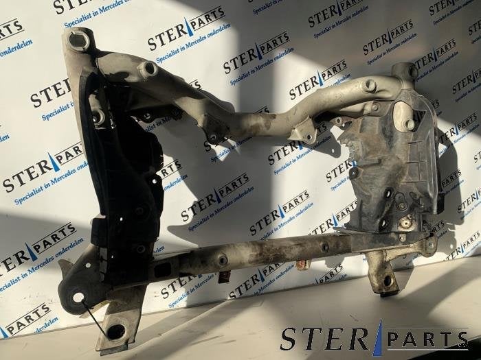 Subframe van een Mercedes E-Klasse, Gebruikt, -, Ophalen of Verzenden, -