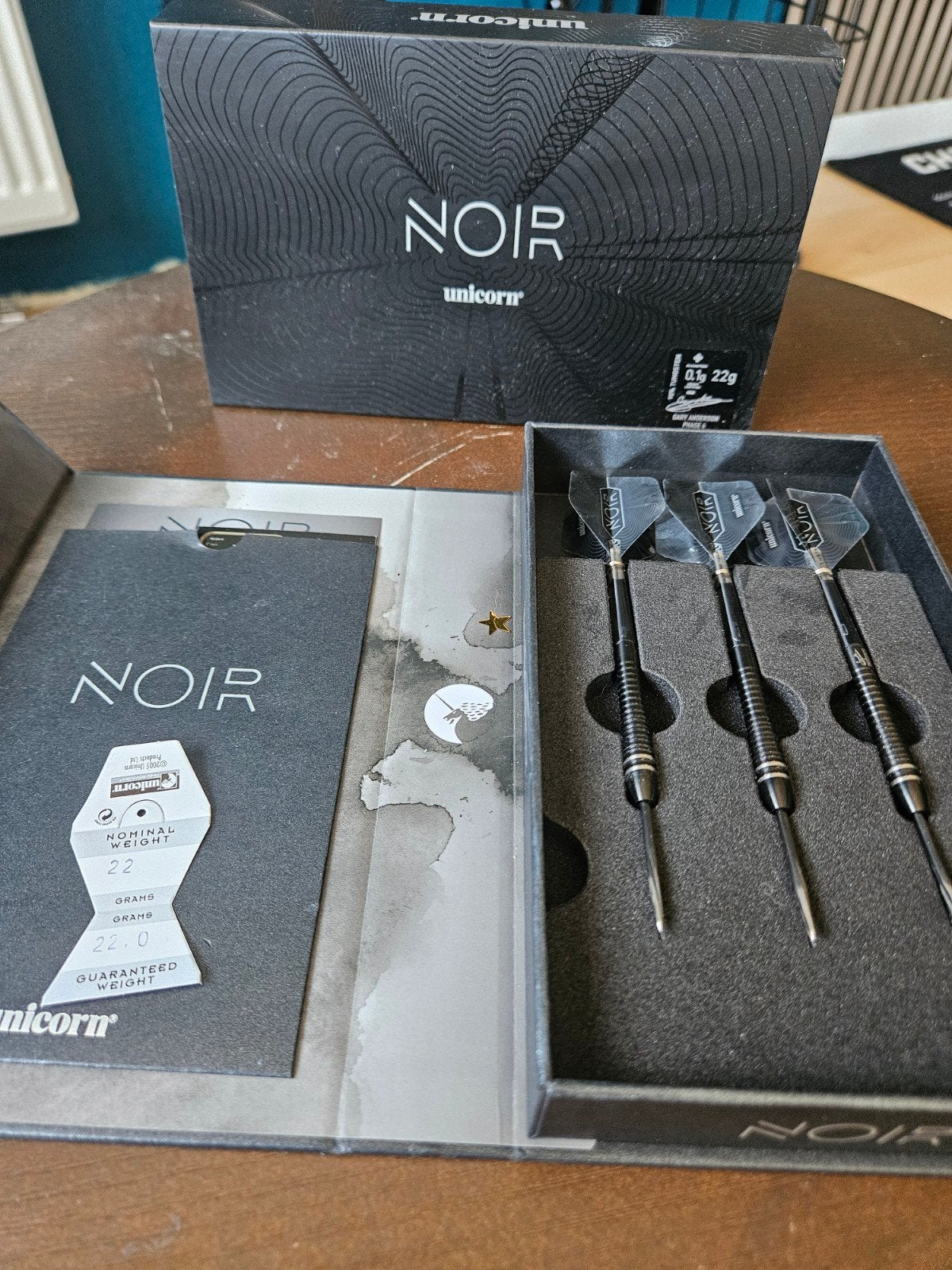 Gary Anderson Noir 22 gram darts - Zo goed als nieuw, Sport en Fitness, Darts, Ophalen of Verzenden, Zo goed als nieuw, Pijlen