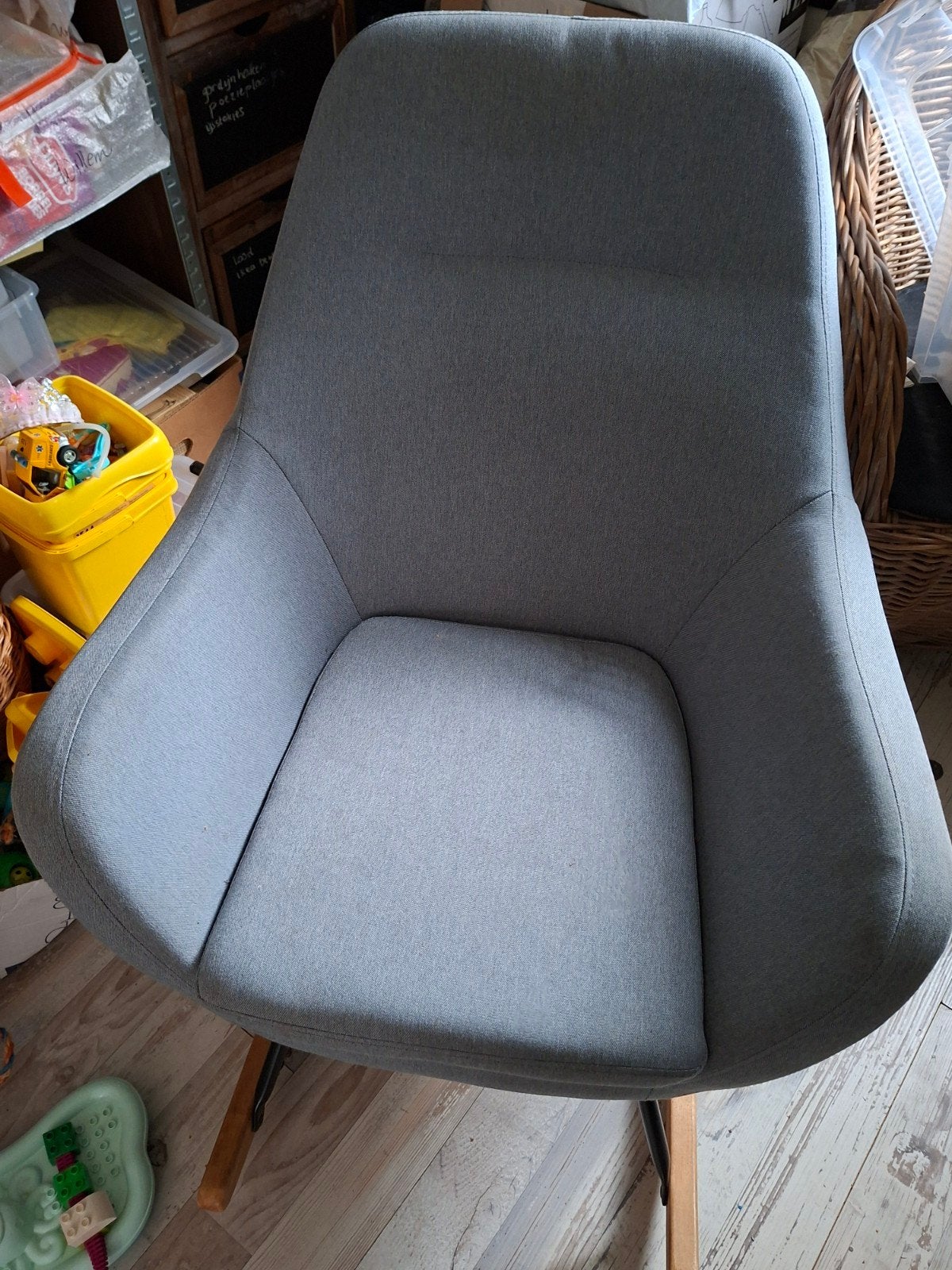 Blauw/grijze schommelstoel met stoffen bekleding, Ophalen, Gebruikt, Blauw, Hout