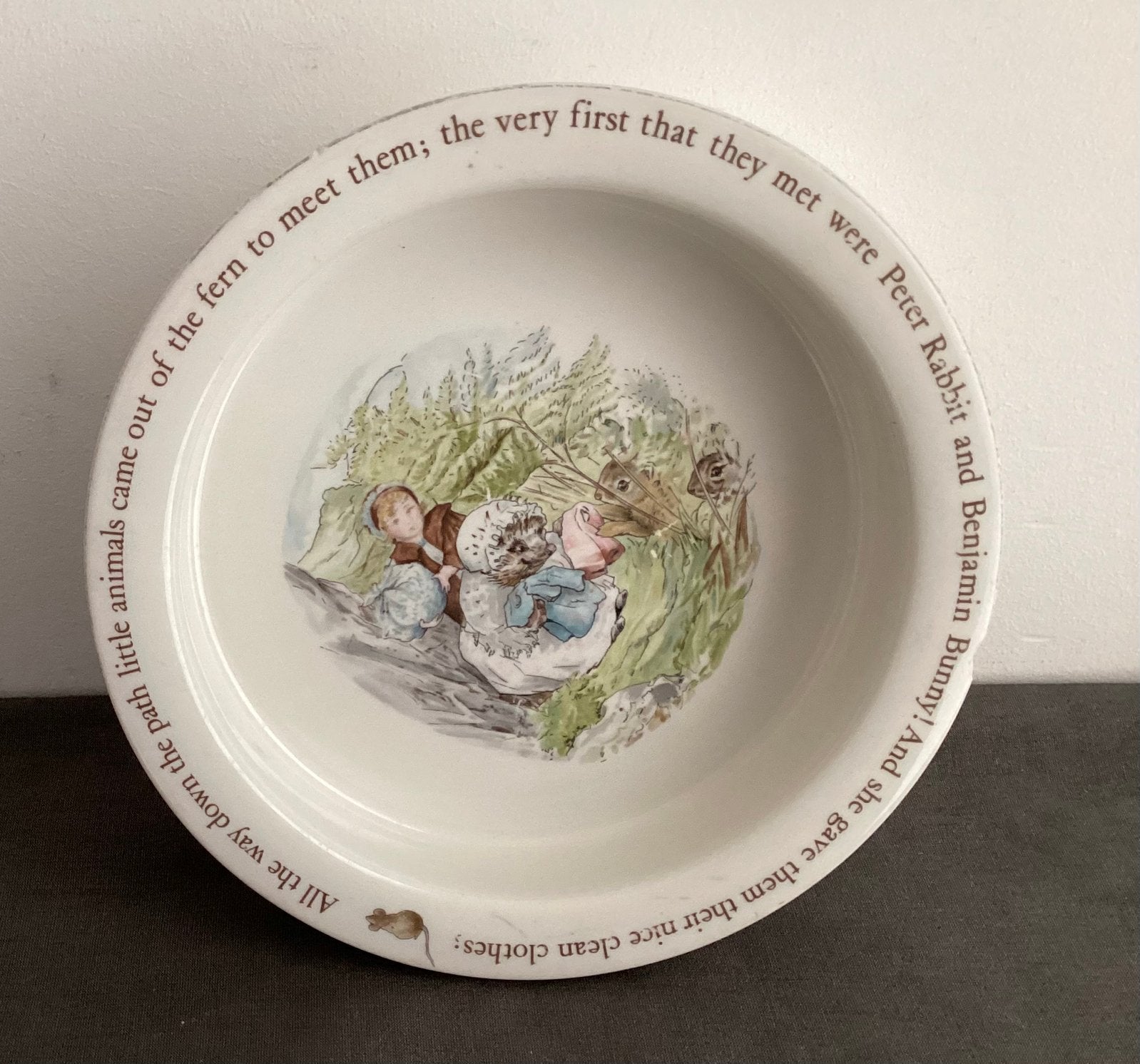 Wedgwood Beatrix Potter papschaaltje, Gebruikt, Klassiek, Ophalen of Verzenden, Schaal of Schalen