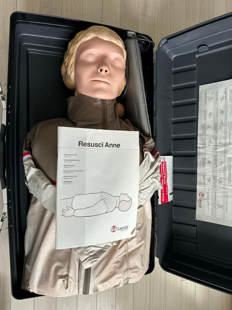 Laerdal Resusci Anne inc longen, gezichten en skillmeter, Diversen, Verpleegmiddelen, Ophalen, Gebruikt