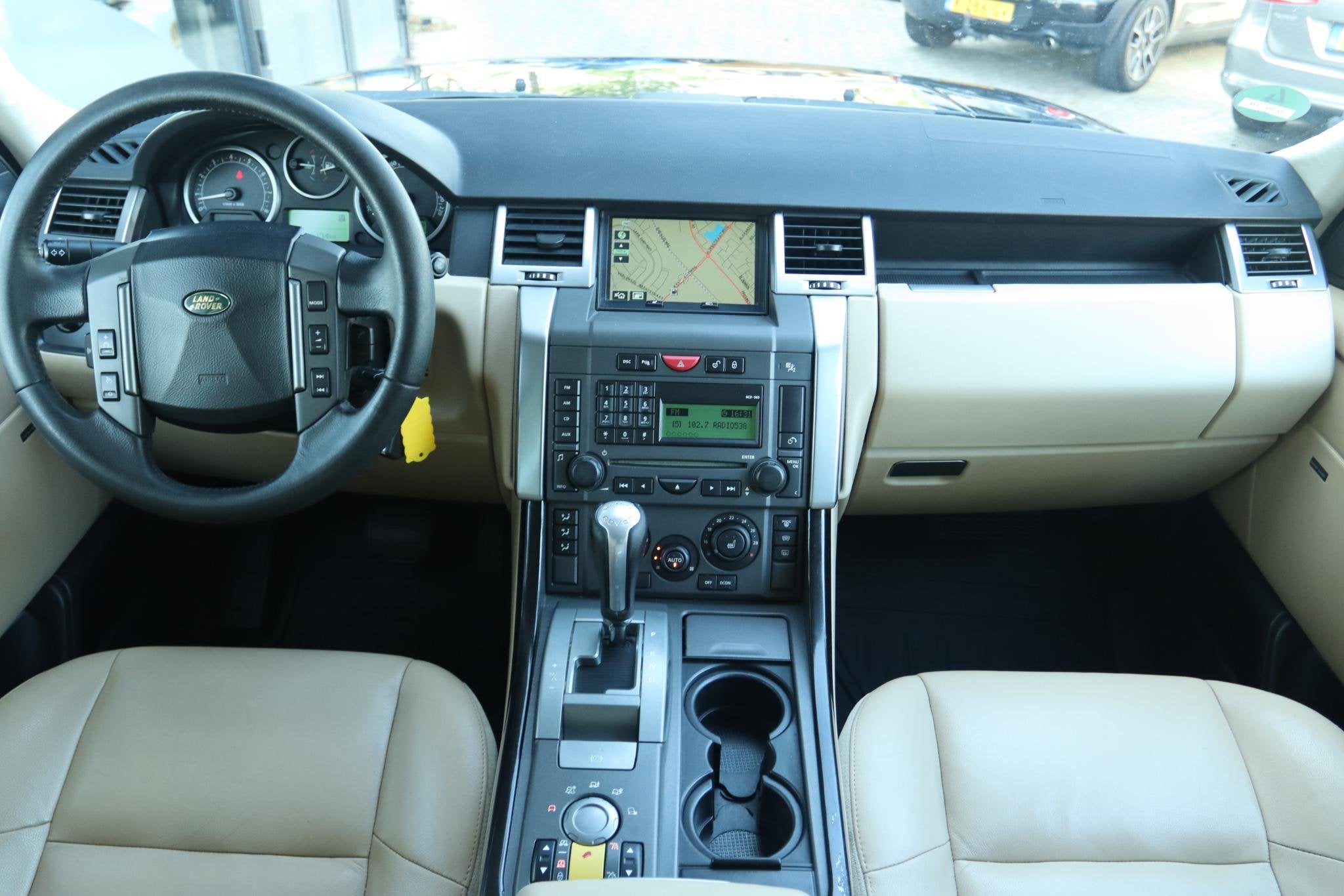 LAND ROVER RANGE ROVER SPORT 4.4 V8 SE AUT. | YOUNGTIMER | L, Auto's, Land Rover, Automaat, Gebruikt, 8 cilinders, Overige kleuren