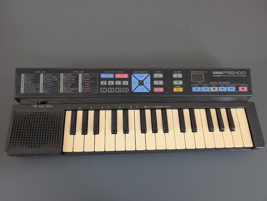 Yamaha PSS-100 digital recording keyboard, Muziek en Instrumenten, Keyboards, Ophalen of Verzenden, Gebruikt, Overige aantallen