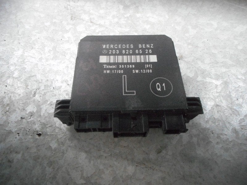 Computer Diversen Mercedes-Benz C (W203) 2001 q12038206526, Gebruikt, Mercedes-Benz AG, Mercedes-Benz, Mercedesstraße 120, Stuttgart 70372, , Duitsland