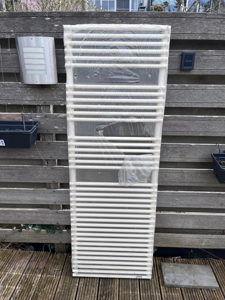 Thermic badkamerradiator wit, Doe-het-zelf en Verbouw, Verzenden, Radiator, Nieuw, 60 tot 150 cm
