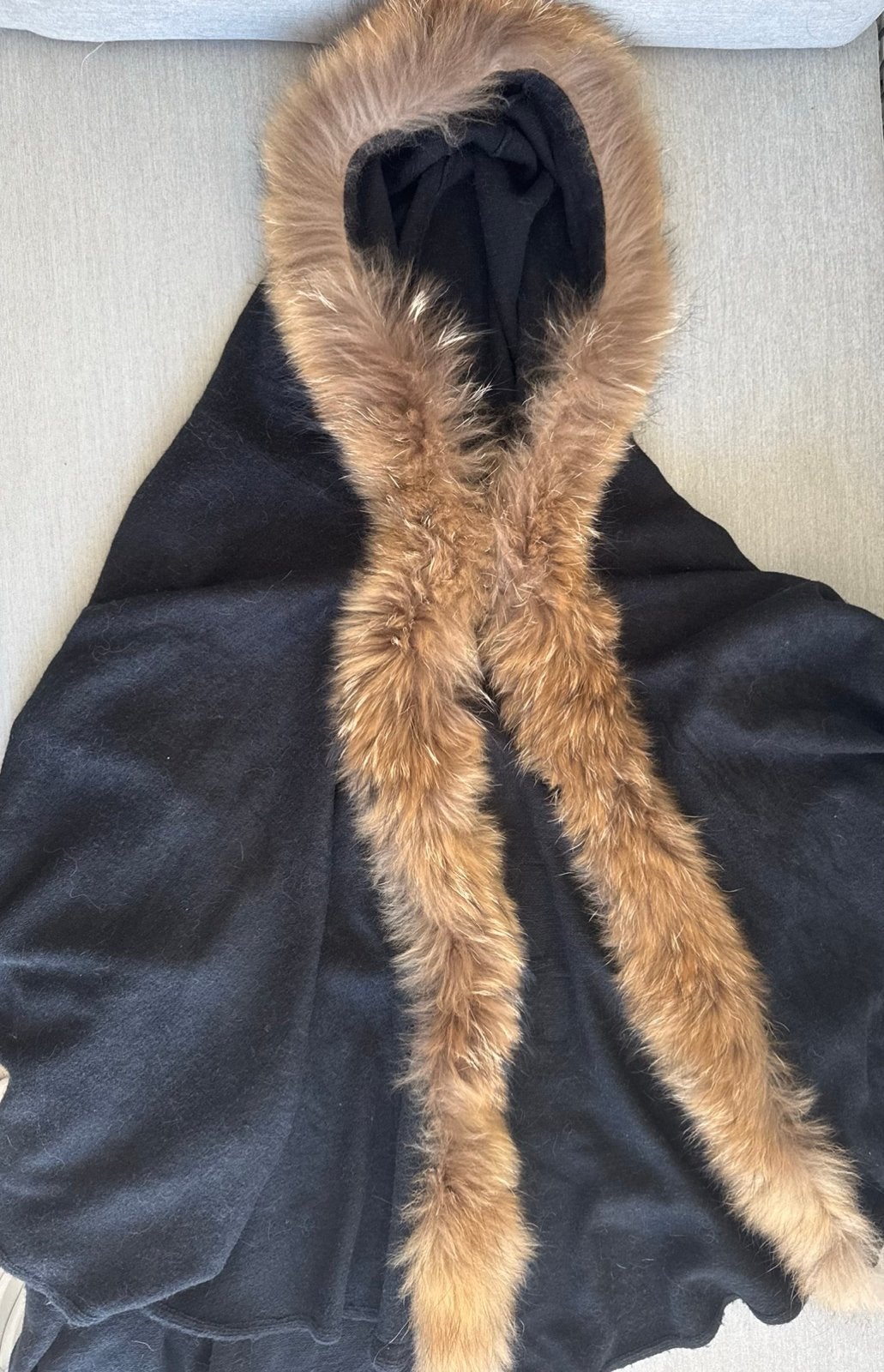 Poupée de Soie PARIS Luxe Poncho/Cape met Bont & Minnie, Ophalen of Verzenden, Zo goed als nieuw