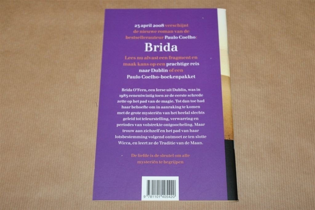 Brida. Voorpublicatie. Paulo Coelho., Boeken, Ophalen of Verzenden, Zo goed als nieuw