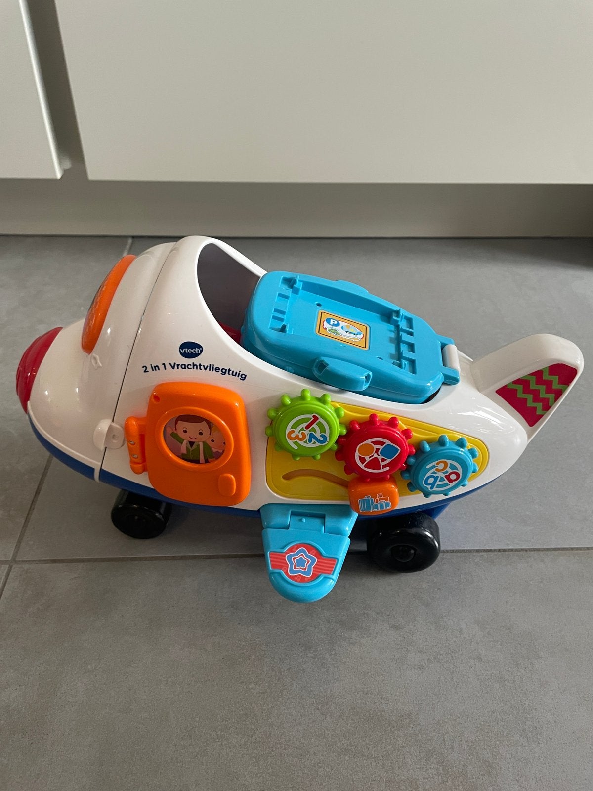 V tech vliegtuig met monstertruck en quad, Kinderen en Baby's, Ophalen of Verzenden, Gebruikt