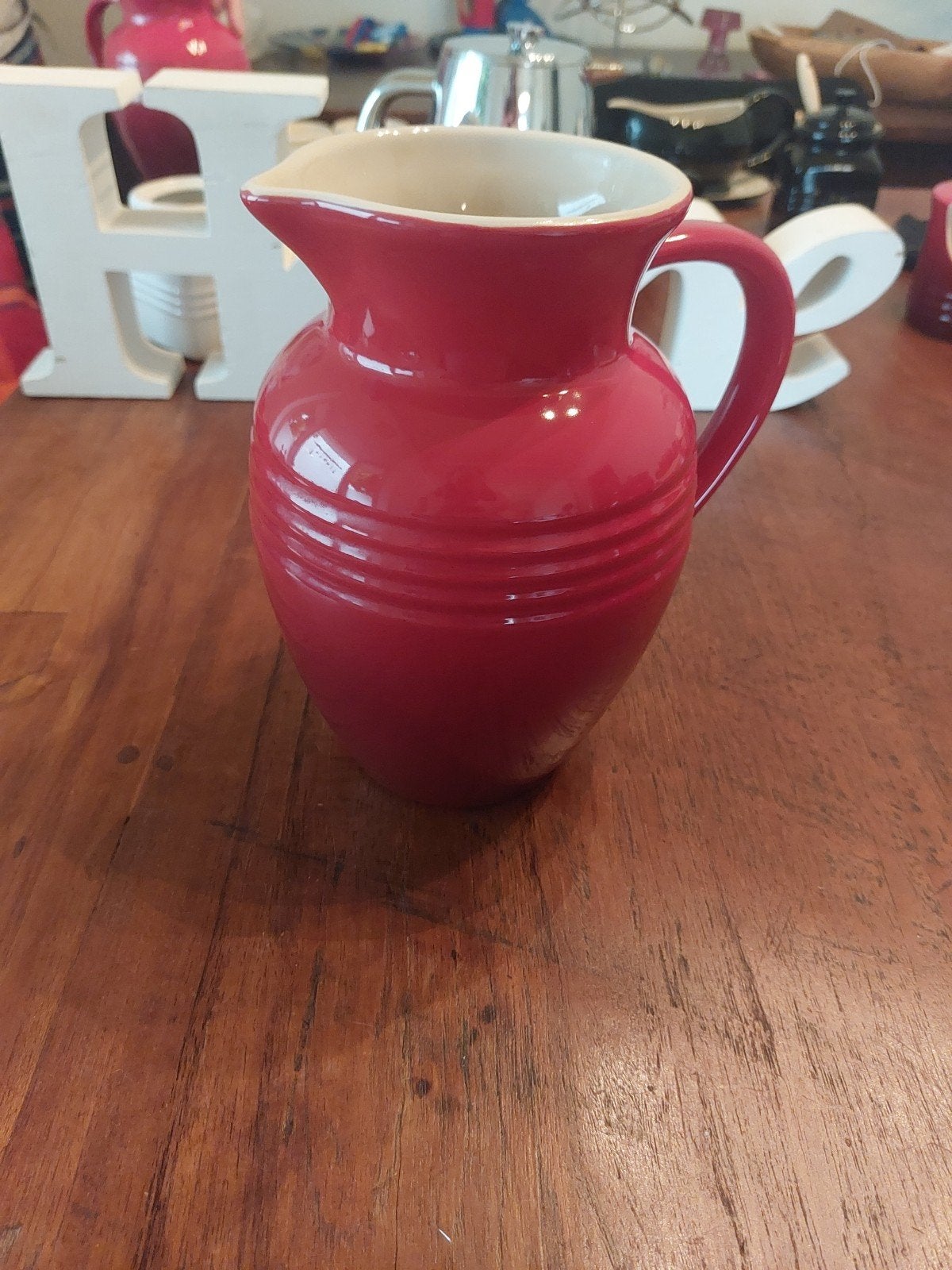 Le Creuset waterkan 2.2 liter cerise, Le Creuset, Ophalen of Verzenden, Steen/keramiek, Rood