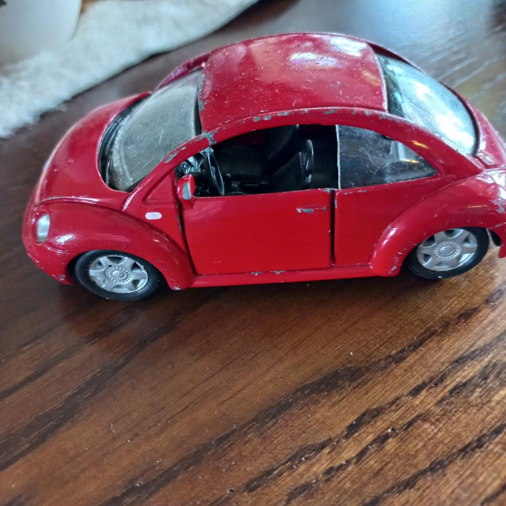 VW New Beetle schaal 1 :37, Ophalen of Verzenden, Auto