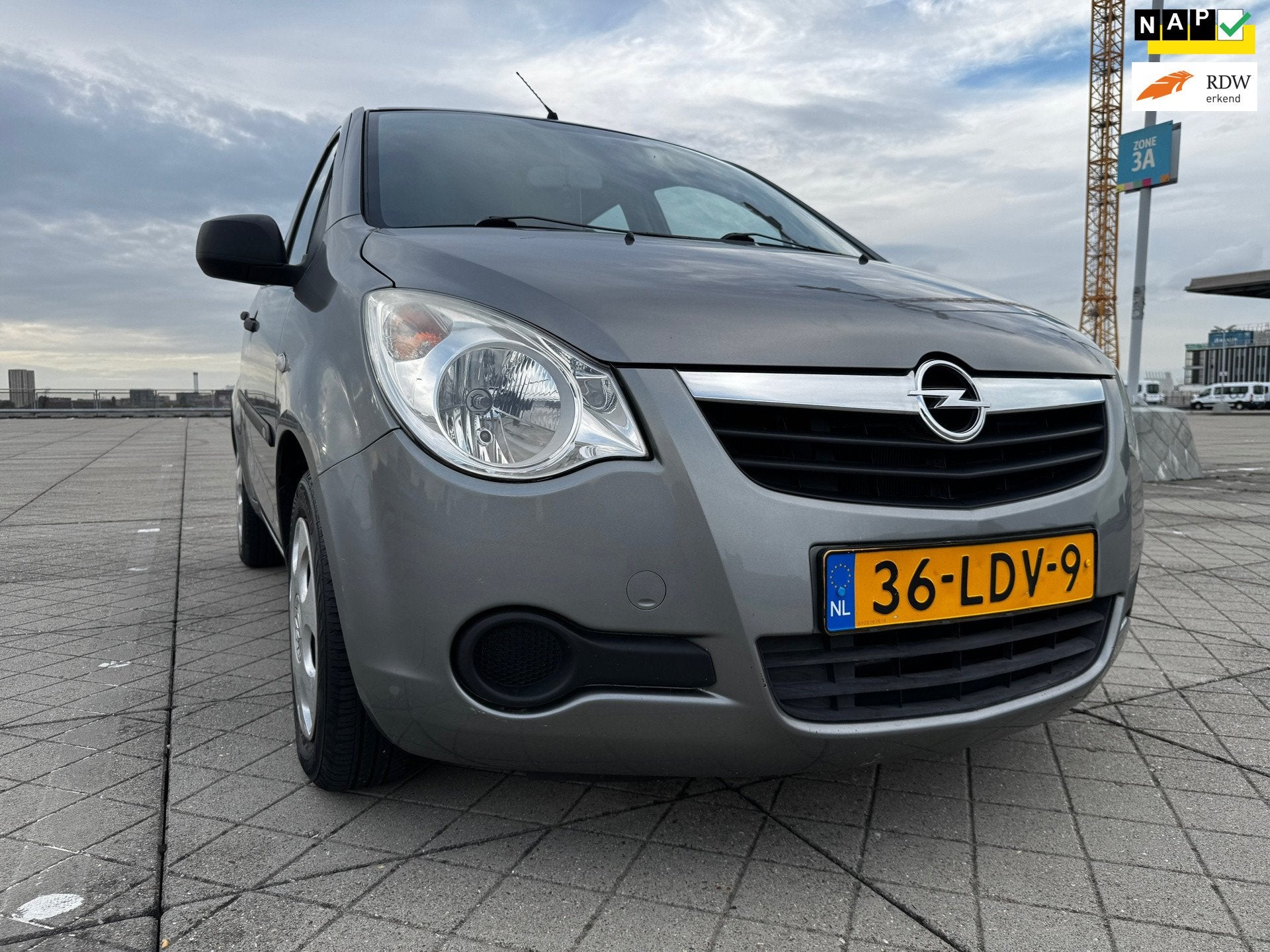 Opel Agila 1.0 Selection HELE LAGE KM- NAP- ZEER NETJES, Auto's, Dealer onderhouden, Stof, 996 cc, Origineel Nederlands