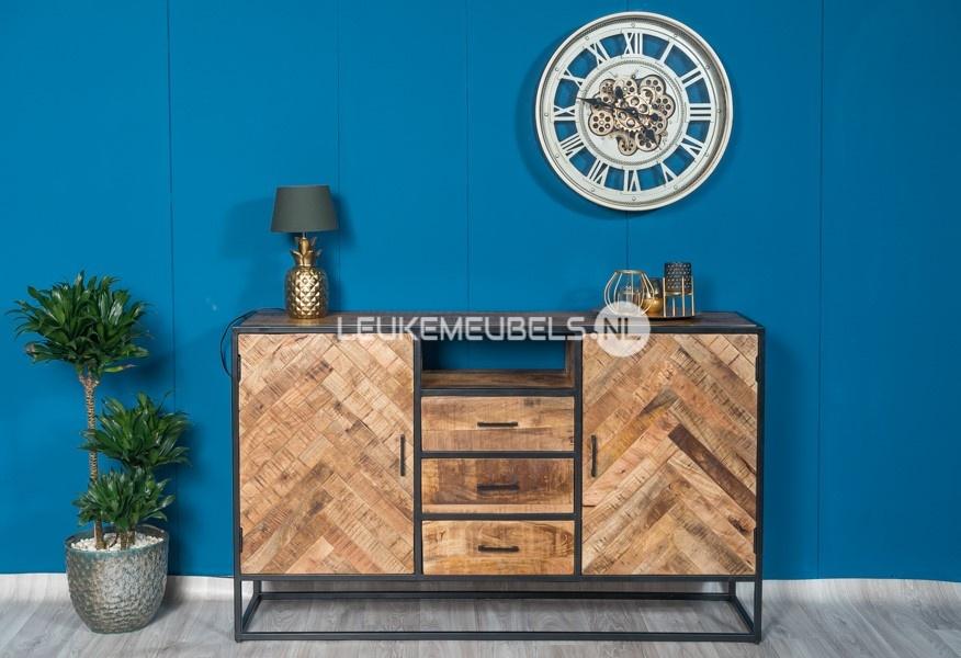 Mango dressoir Excellent visgraat, met 3 lades en 2 deuren., Huis en Inrichting, Overige houtsoorten, Met deur(en), 150 tot 200 cm