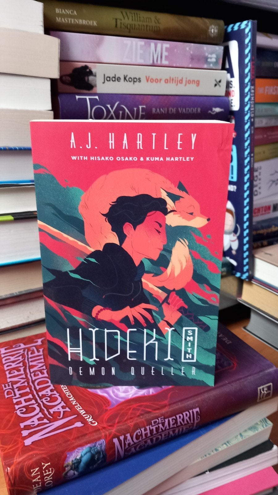 Hideki: Demon Queller - A.J. Hartley (Engels), Ophalen of Verzenden, Zo goed als nieuw, A.J. Hartley