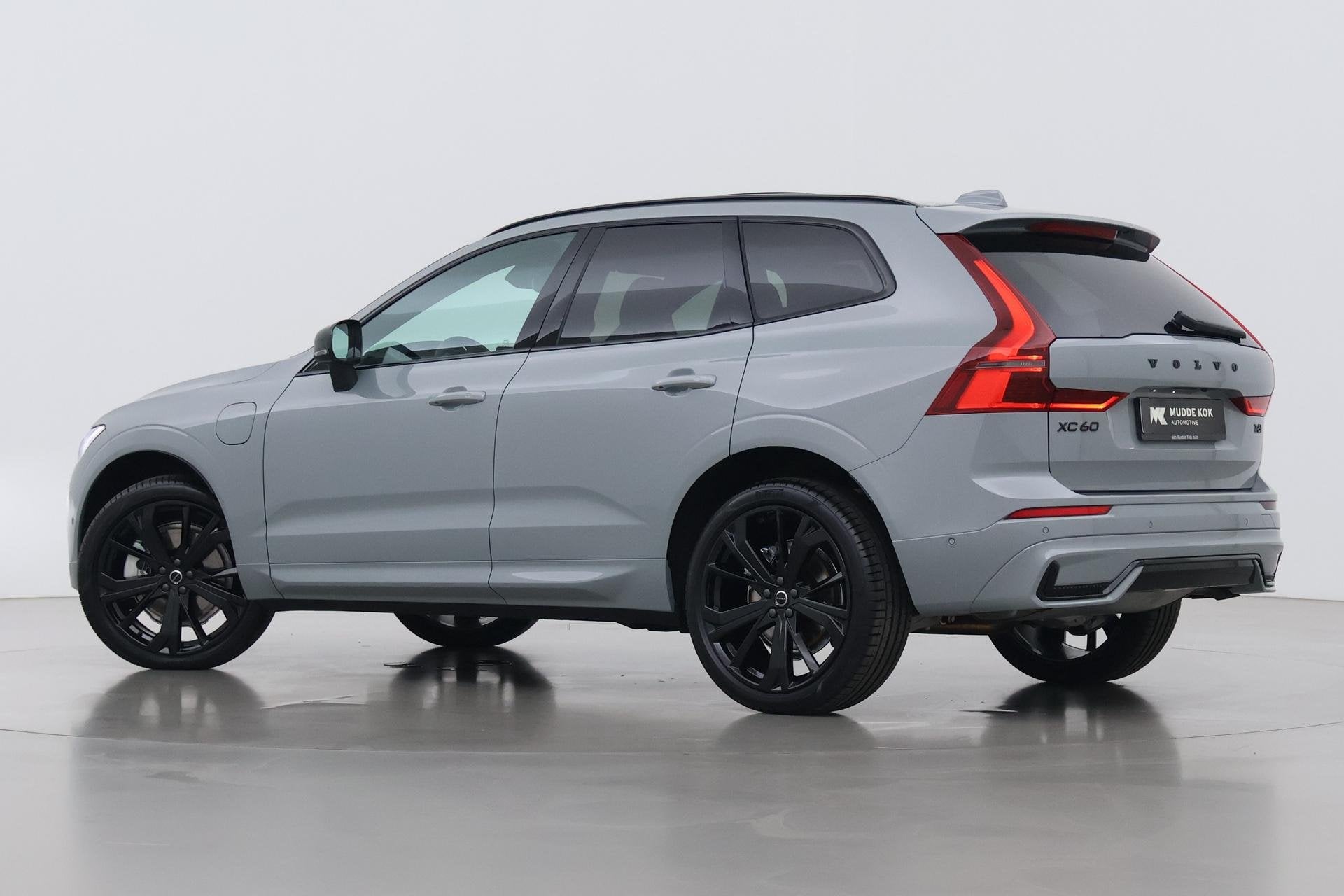 Volvo XC60 T6 Plus Black Edition | Harman/Kardon | Pilot Ass, Automaat, Gebruikt, Euro 6, 4 cilinders