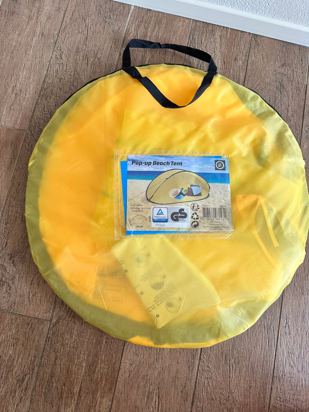 Pop up beach tent, Ophalen, Zo goed als nieuw, Tot en met 2