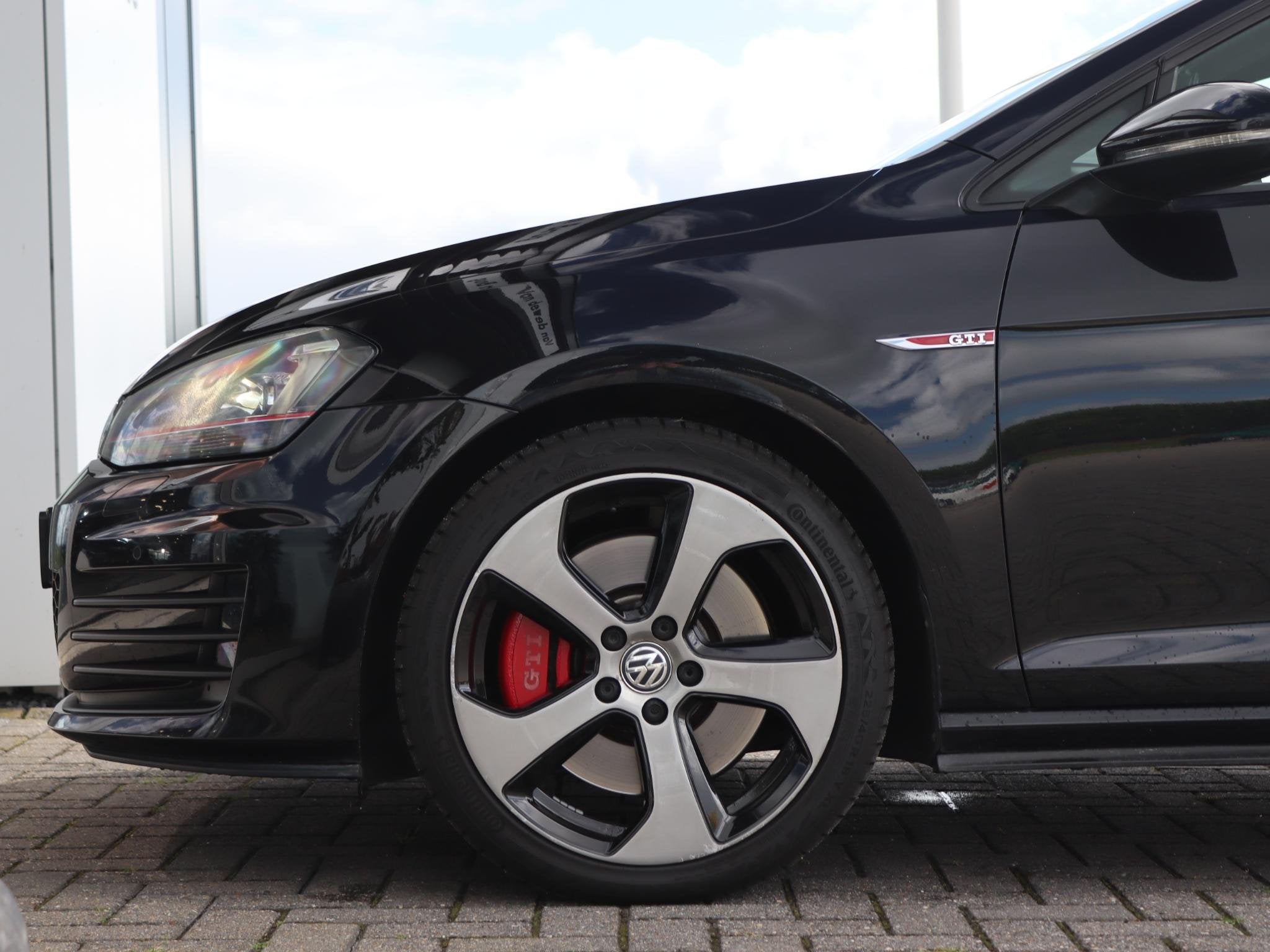 Volkswagen Golf 2.0 TSI 230 pk DSG GTI Performance | Navigat, Auto's, Gebruikt, 4 cilinders, 1984 cc, Zwart
