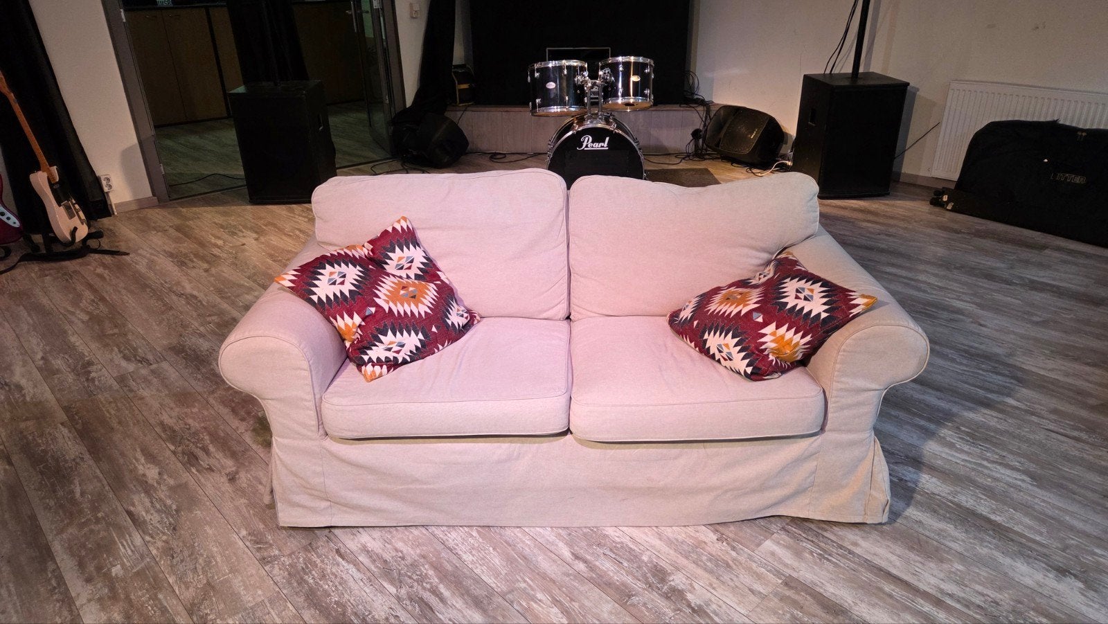 Gratis 2 zits bank, Huis en Inrichting, Ophalen, Gebruikt, 150 tot 200 cm, Tweepersoons
