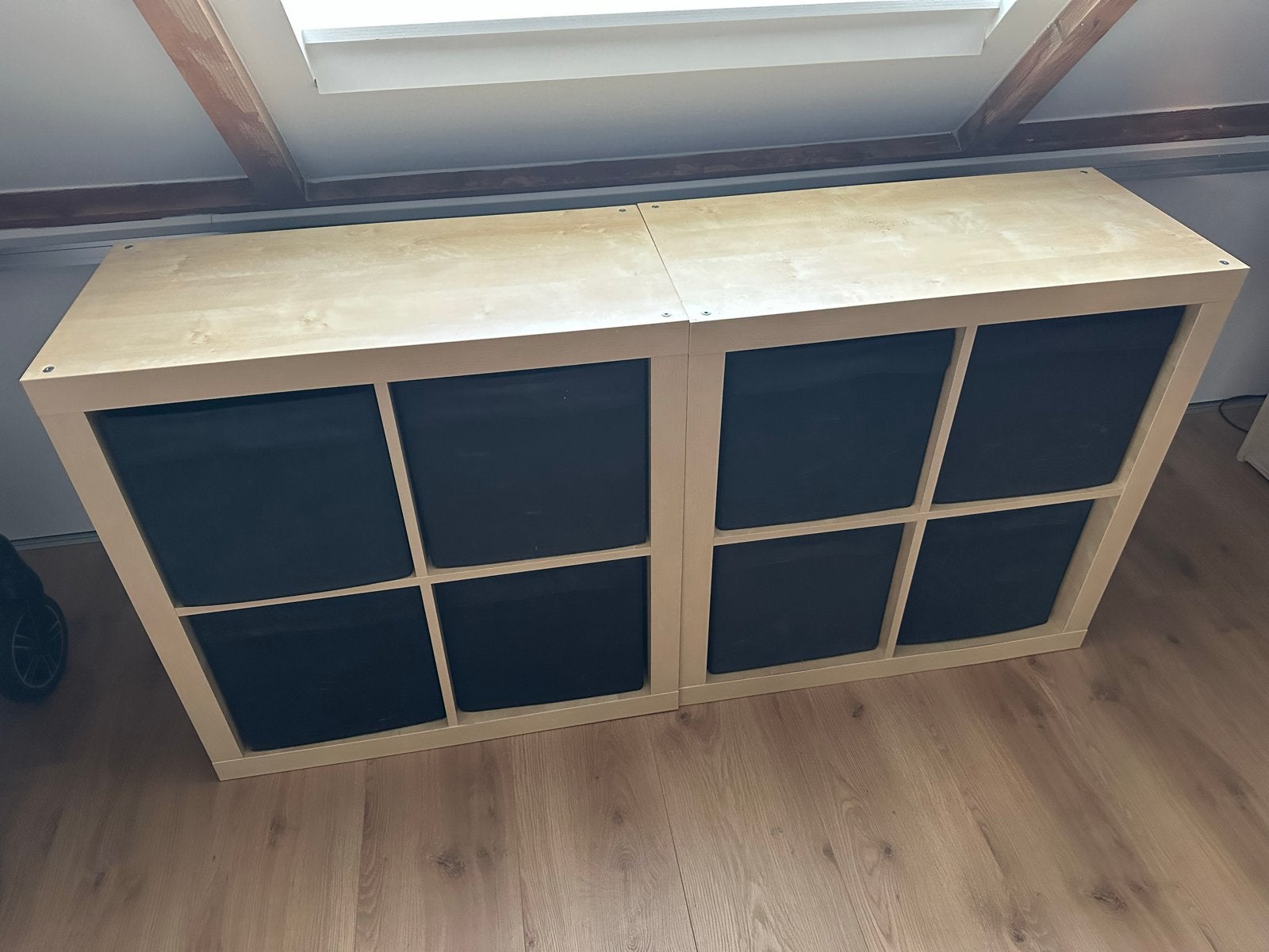 Kallax kast (2x4 vakken) met lichte beschadigingen, Ophalen, Gebruikt