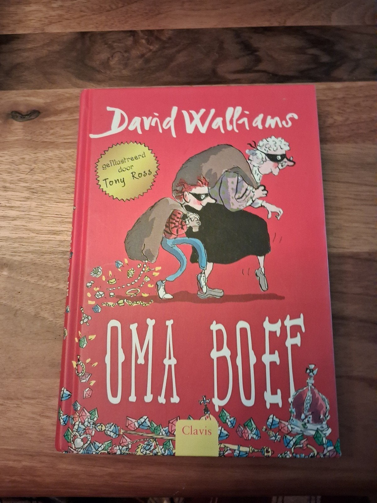 David Walliams - Oma boef, Fictie algemeen, Ophalen of Verzenden, Zo goed als nieuw, David Walliams