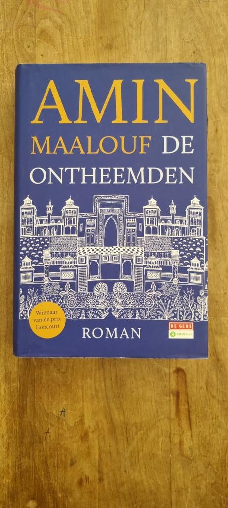 Amin Maalouf - De Ontheemden (Roman), Boeken, Ophalen of Verzenden, Gelezen, Amin Maalouf, Europa overig