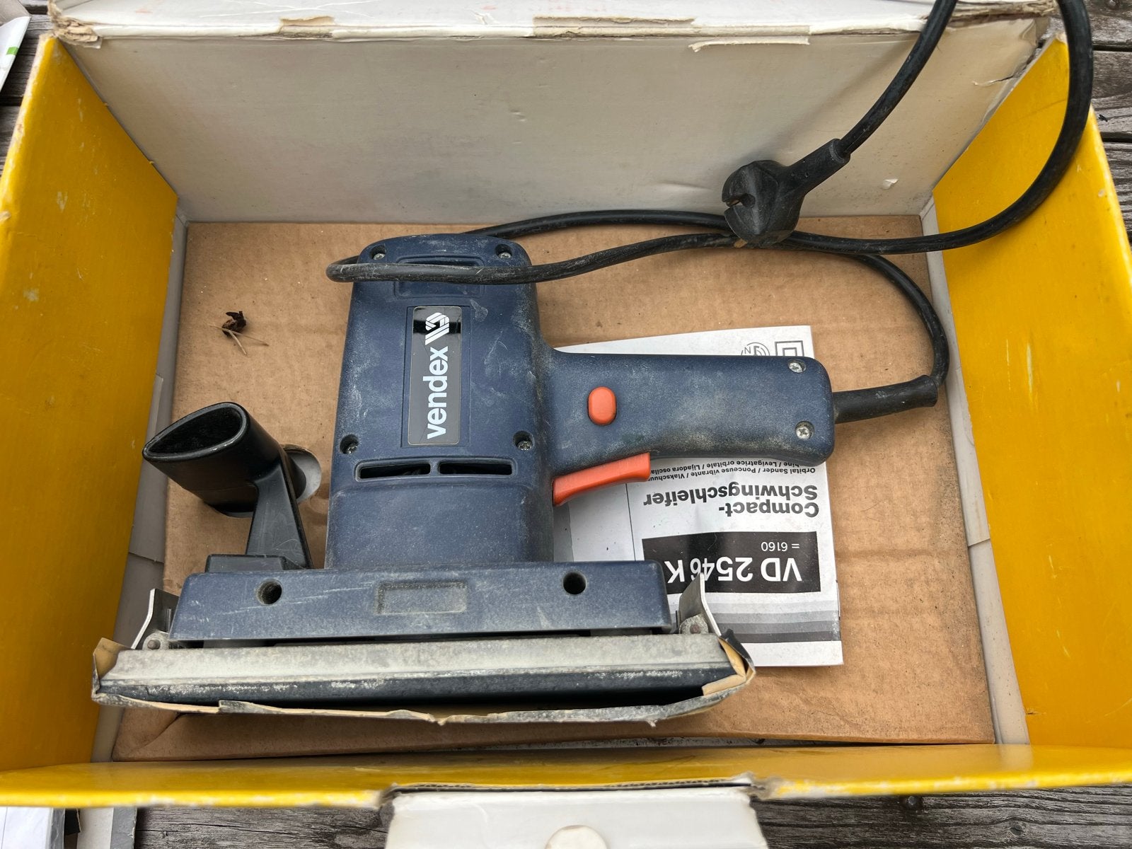 Vendex Compact Schuurmachine VD 2540 K - Gebruikt, Doe-het-zelf en Verbouw, Ophalen of Verzenden, Gebruikt, Minder dan 600 watt