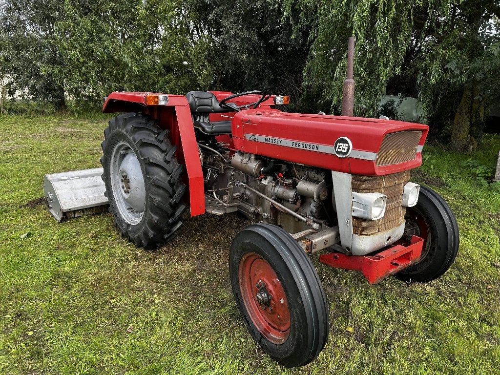 Massey Ferguson 135 met Janssen 175 klepelmaaier, Zakelijke goederen, Ophalen, Oldtimer, Tot 80 Pk, 5000 tot 7500