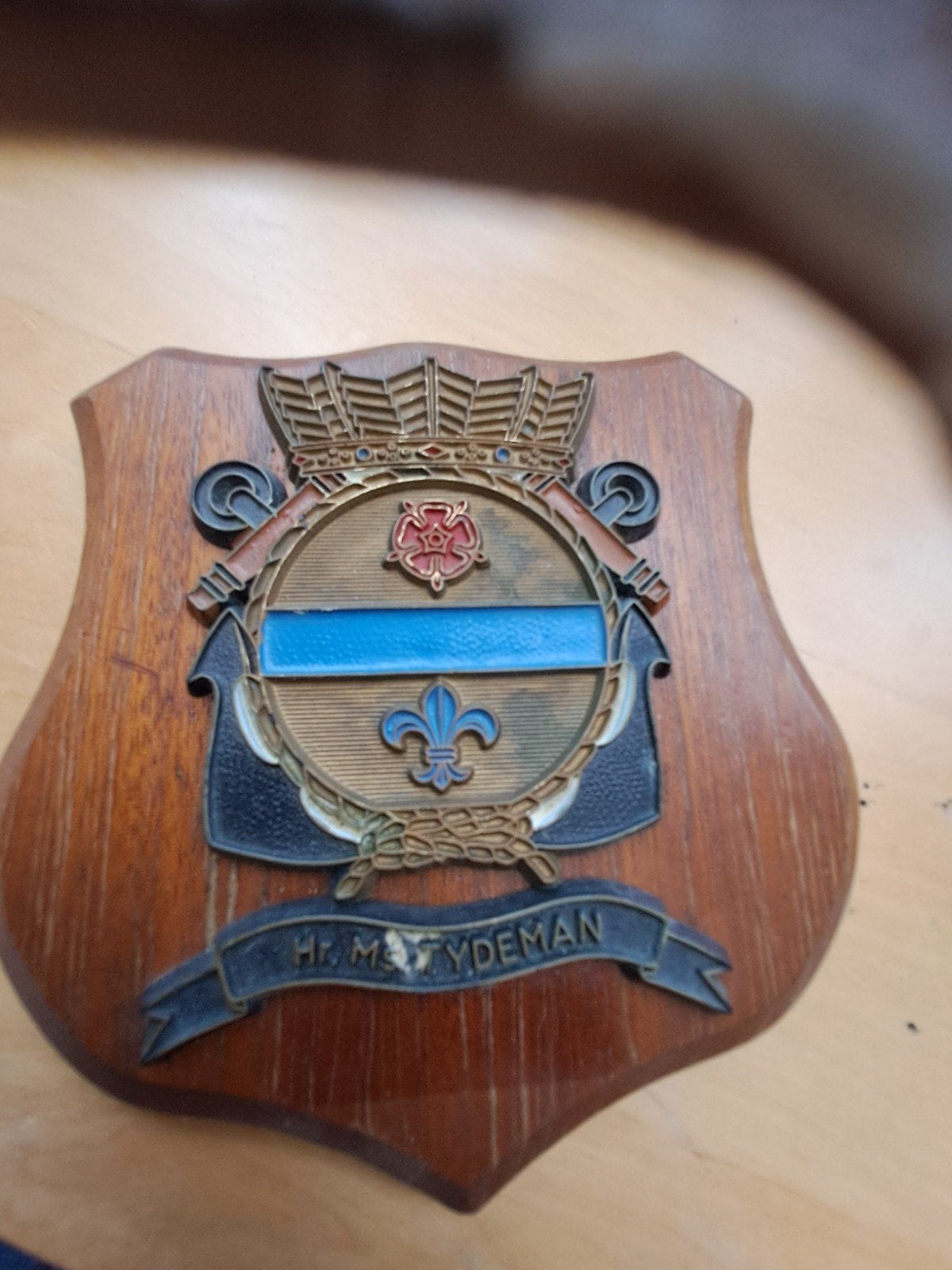 Vintage H.M.S. Tydeman Scheepsembleem op Houten Plaque, Lintje, Medaille of Wings, Ophalen of Verzenden, Nvt, Marine