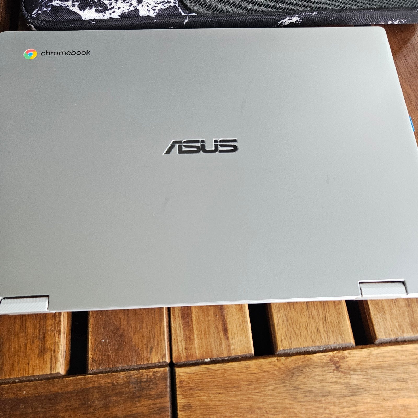 ASUS Chromebook Flip - Zo goed als nieuw, 14 inch, 4 GB of minder, Qwerty, ASUS