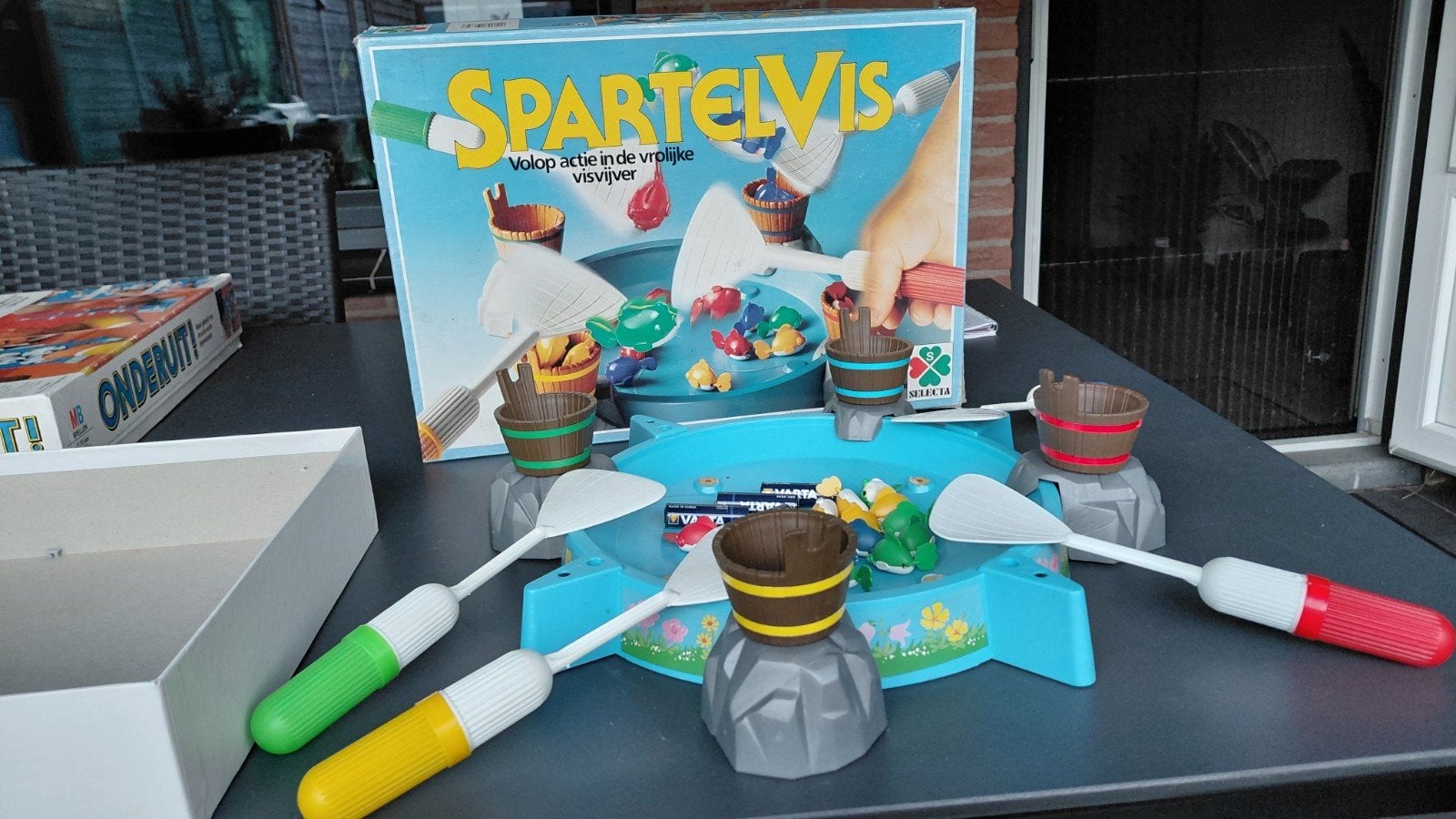 Spartelvis: Volop actie in de vrolijke visvijver!, Drie of vier spelers, Ophalen of Verzenden, Zo goed als nieuw, Selecta