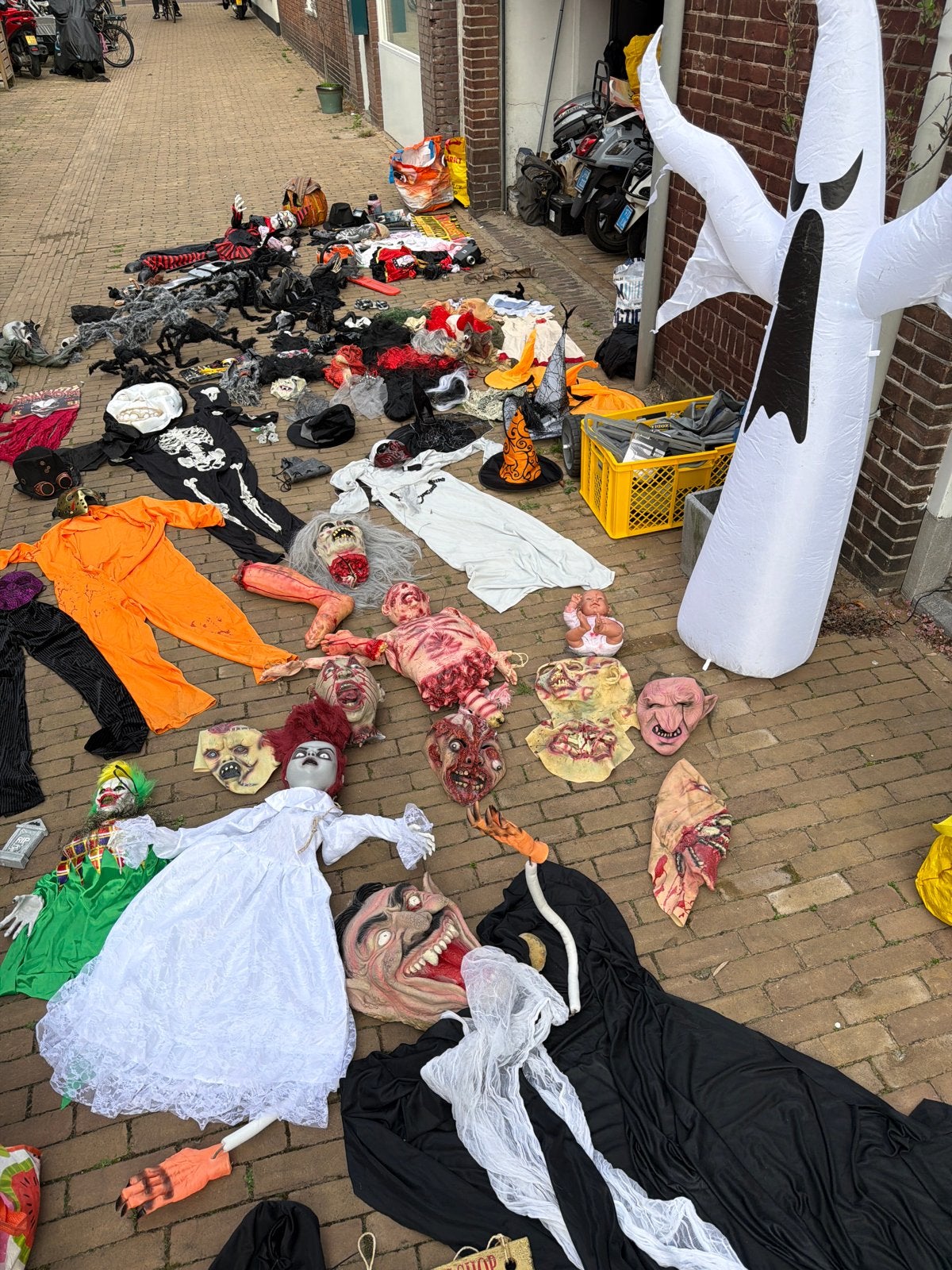 Grote Halloween Decoratie Collectie - Kostuums, Maskers & Me