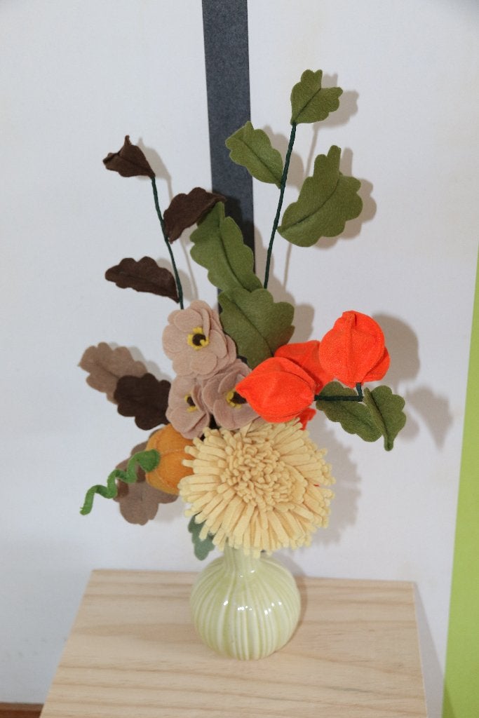 Bloemen van Vilt 03, Hobby en Vrije tijd, Ophalen of Verzenden, Nieuw, Boek of Patroon, Wolvilt