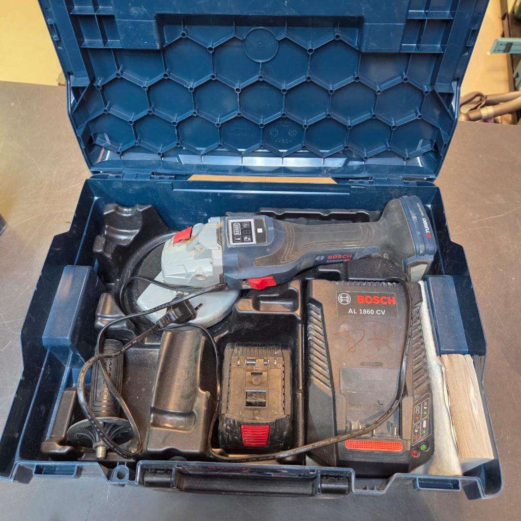 Bosch Pro GWS 18V-15 SC 125 mm Haakse Slijper + accu en lade, Bosch, Zo goed als nieuw, Support@bosch.com, Robert Bosch GmbH
Robert-Bosch-Platz 1
70839 Gerlingen-Schillerhöhe
Germany