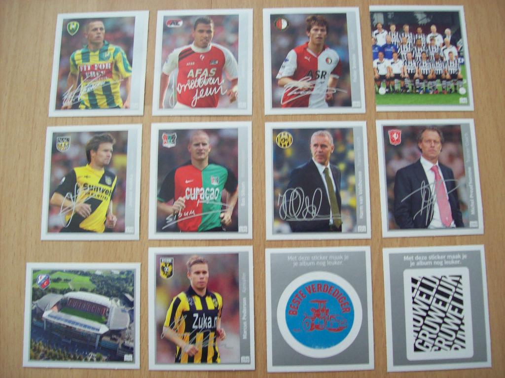 12x AH voetbalplaatjes voetbal plaatjes Albert Heijn 2011, Albert Heijn, Ophalen of Verzenden