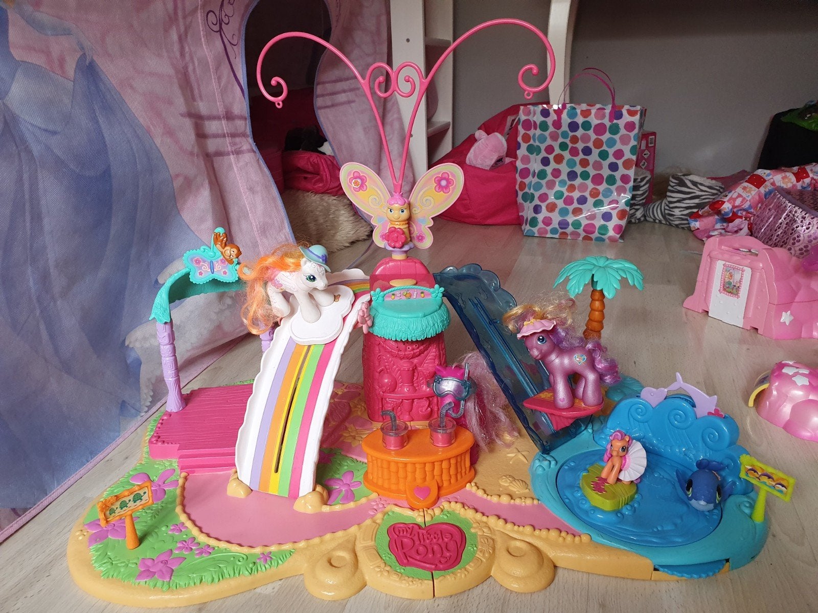 super grote  Littlest Pet Shop/My Little Pony speelsets, Ophalen of Verzenden, Gebruikt, Barbie